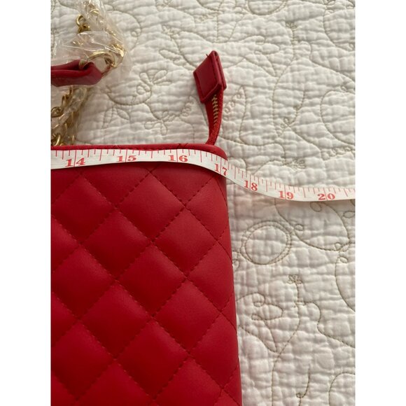 Badgley Mischka Vegan Leather Quilted Red Chain Strap Tote Bag With Gold Accents - Picture 7 of 8